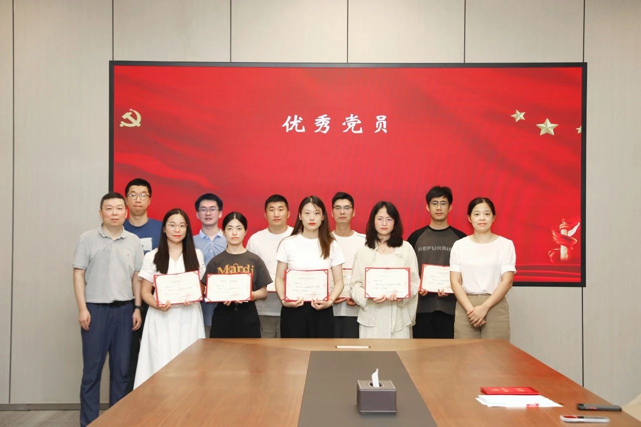 1751590691974708Ofom.jpg b44a9562c5850c6fd5a63fc9e5f77c7b.jpg