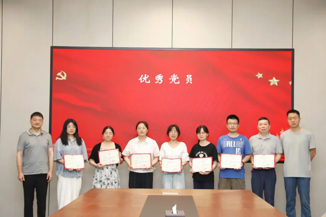 1751590868903253xhW2.jpg a17b1a70550acd5ab510b6721d76f7dc.jpg